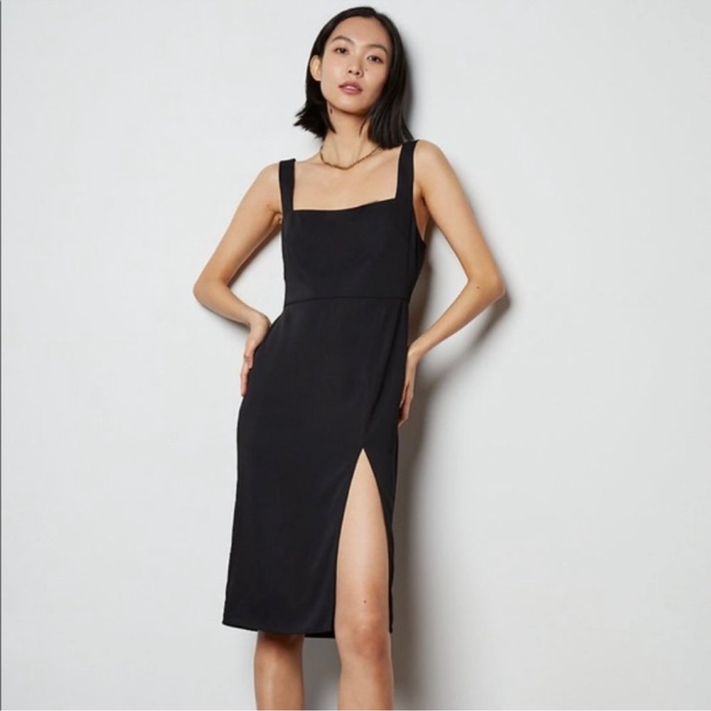 Aritzia Babaton ‘90s Slit Midi Dress